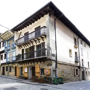 Hontza By Smiling Hondarribia